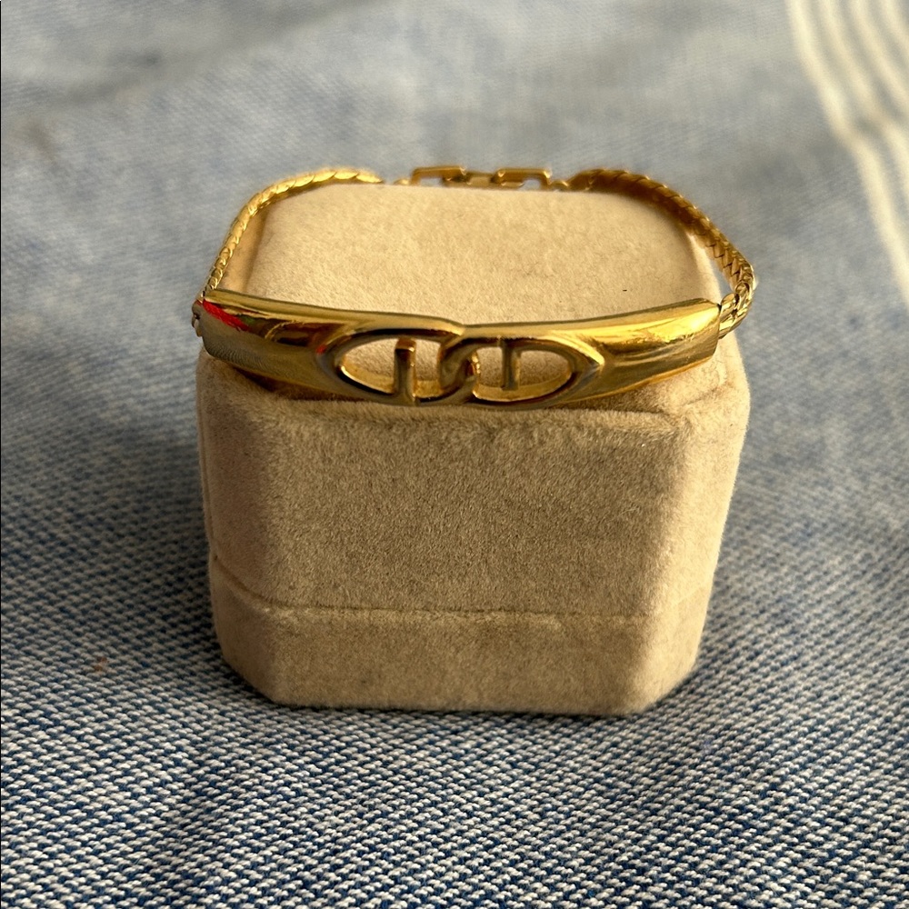 Vintage Givenchy Goldtone Chain Bracelet